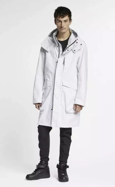 white nike parka