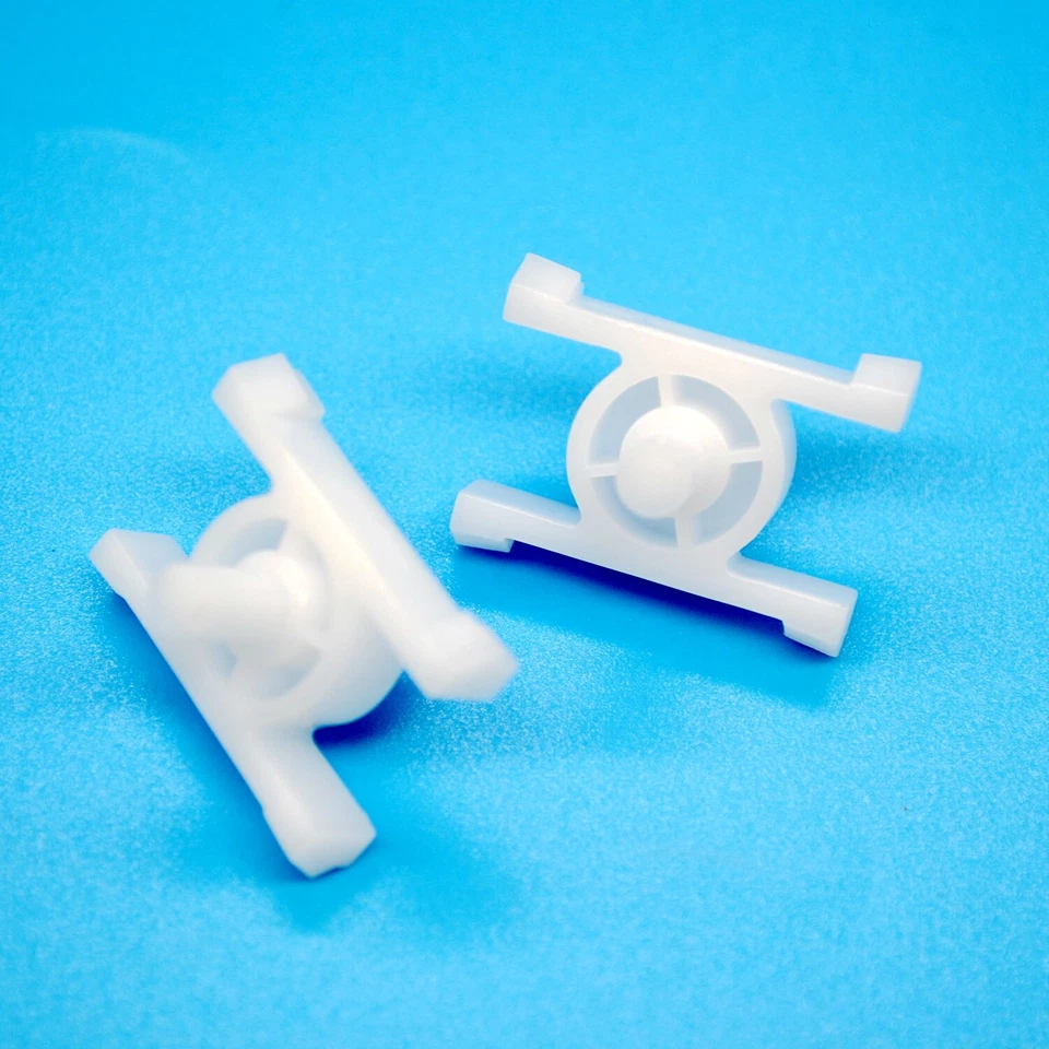 10 peças clipes de painel balancim de náilon suporte de braçadeira de moldagem lateral para BMW E10 E21 E30 - Imagem 3 de 4