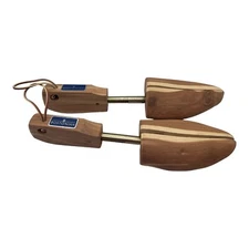 Bostonian Pair Of Cedar Wooden Shoe Form Keepers M Medium Mens Two Toned