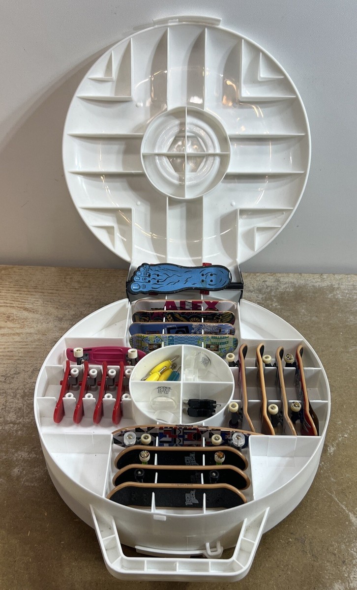 Spitfire Wheels Case Spin Master + 18 Tech Deck Mini Skateboard