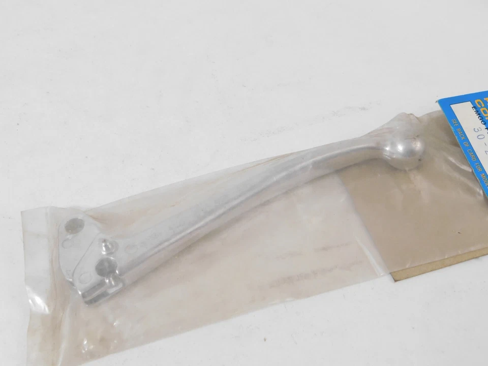 Palanca de freno pulida Emgo 30-26801 Yamaha DT250 75-78 233-83922-31 AT CT DT Foto 2 de 3