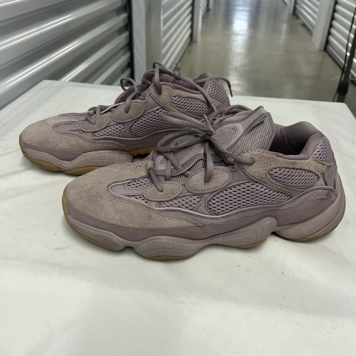 Yeezy 500  display picture 3