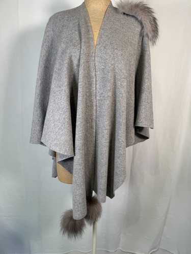 Mitchie's Luxurious Gray Wool with Blue Canadian Fox Fur Trim Wrap Shawl Jacket - Picture 5 of 21