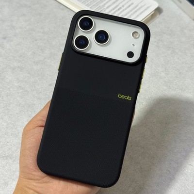 Beats Rugged Case With MagSafe For iPhone 17 17 Pro Max / 17 Pro +