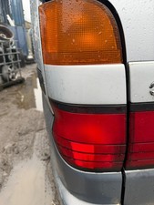 TOYOTA GRANVIA 1995 1996 1997 NSR PASSENGER SIDE LEFT REAR BRAKE LIGHT LAMP 2bw