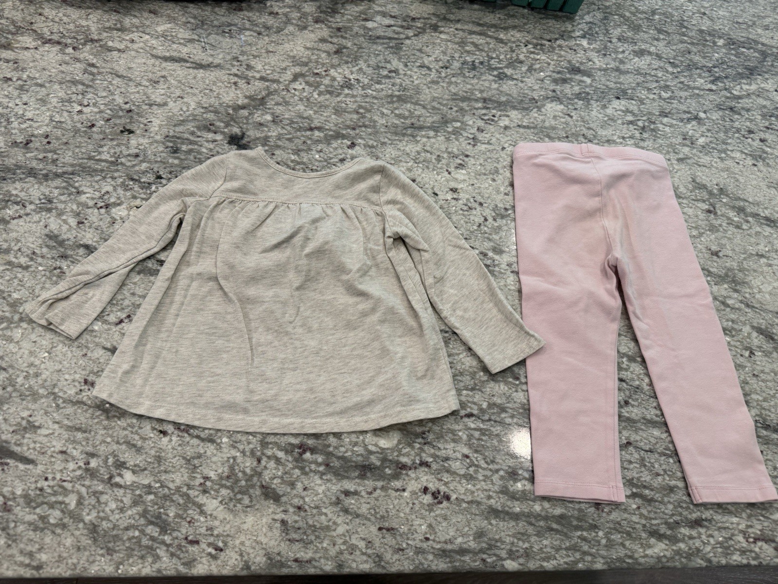 Disney/Jumping Beans & Children’s Place Winnie The Pooh Shirt And Pants 18-24 Mo