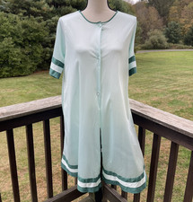 PINEHURST LINGERIE Nightgown Gown Granny Grandmacore Nylon Green Vtg Small TLC