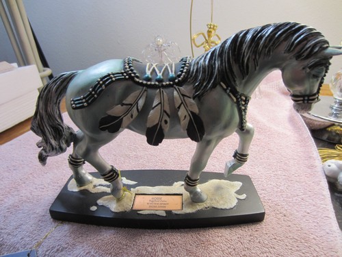 HORSE OF A DIFFERENT COLOR - WINTER SPIRIT