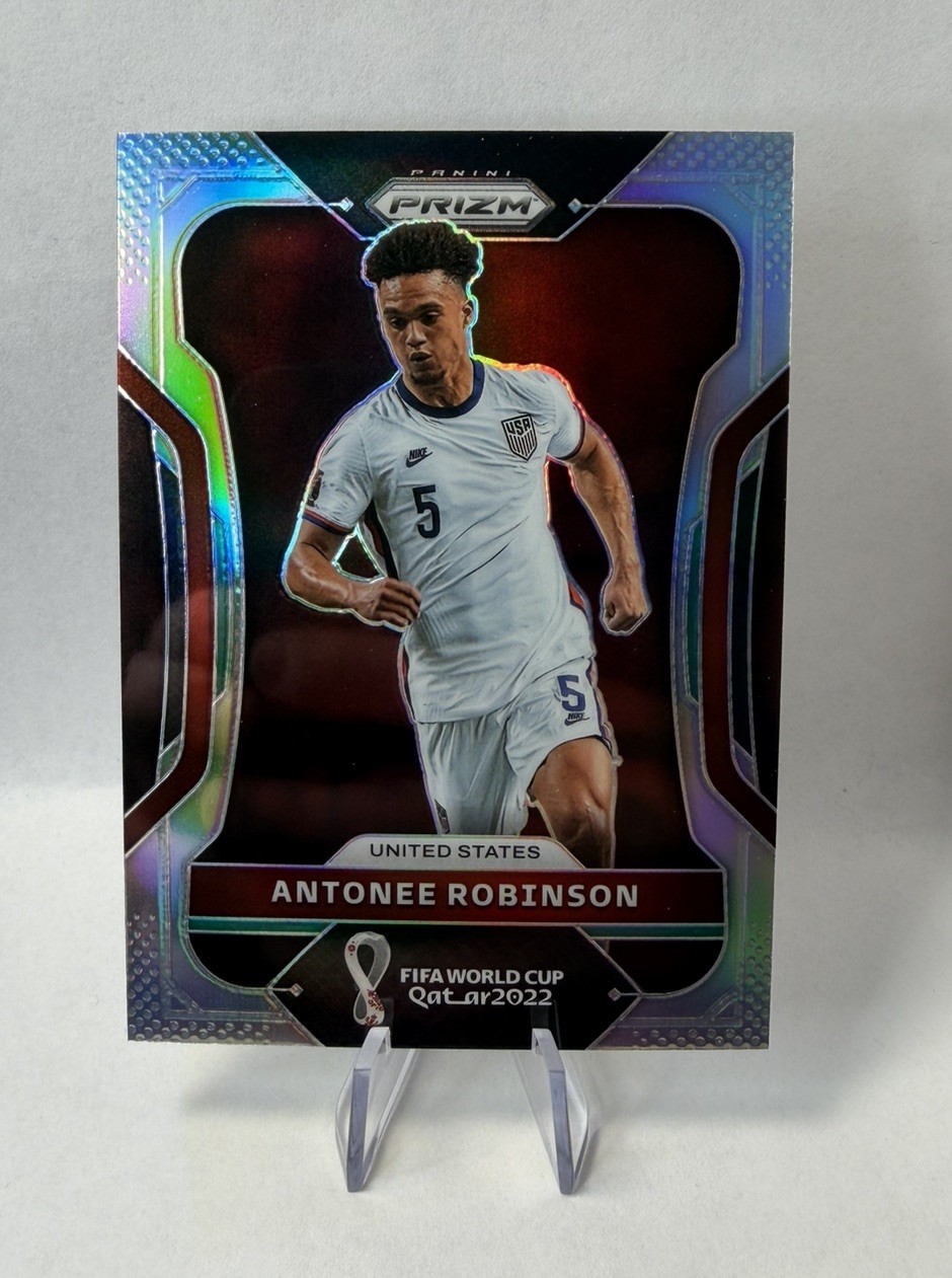2022 Panini Prizm World Cup Qatar Silver Prizm Antonee Robinson #199