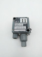 Allen-Bradley 836T-T253J SER A T-Style Pressure Control, 12-150PSI