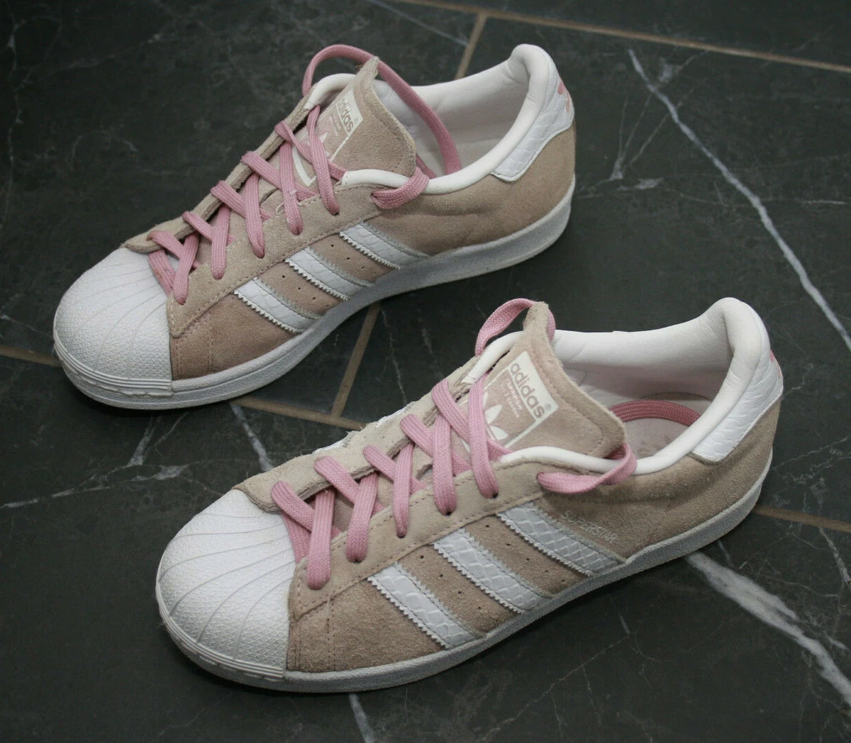 Adidas superstar hotsell pink suede