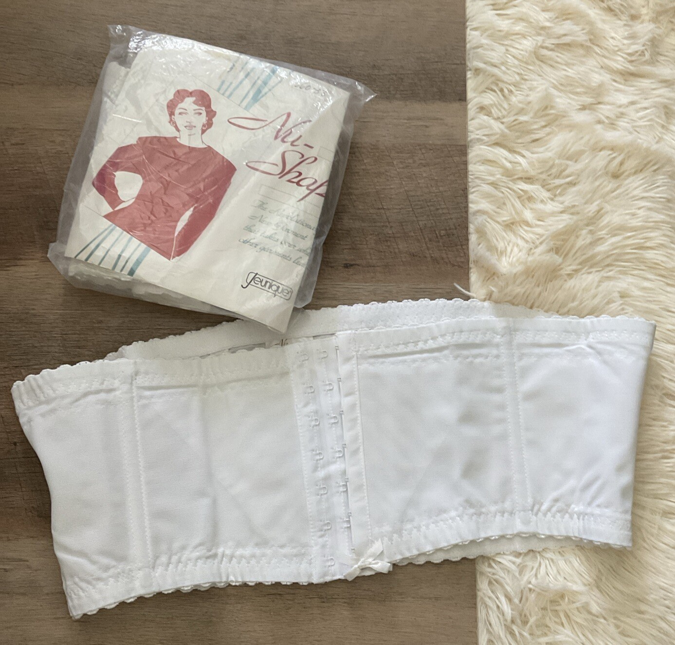 Nu Shape White Corset Waist Cincher Style 660-42 Size 42 by Jeunique-image