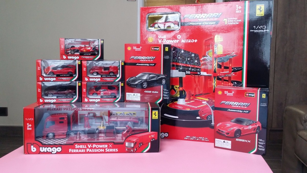 Shell V-Power Ferrari Passion Series 1/43 burago NEW FULLset with