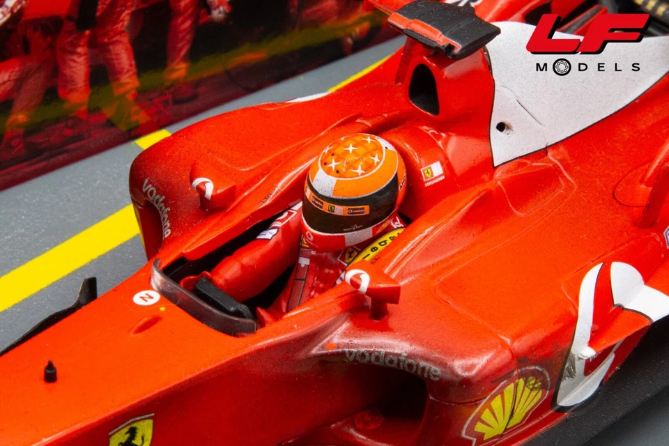 1:18 Ferrari F2003-GA 2003 World Champion Michael Schumacher - HotWheels - Immagine 3 di 4