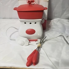 Scentsy Velata Maraschino Curve Fun Fondue Set, Includes Lid