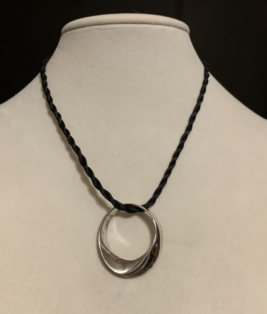 Sterling Silver Infinity Circle Möbius Pendant - image 1