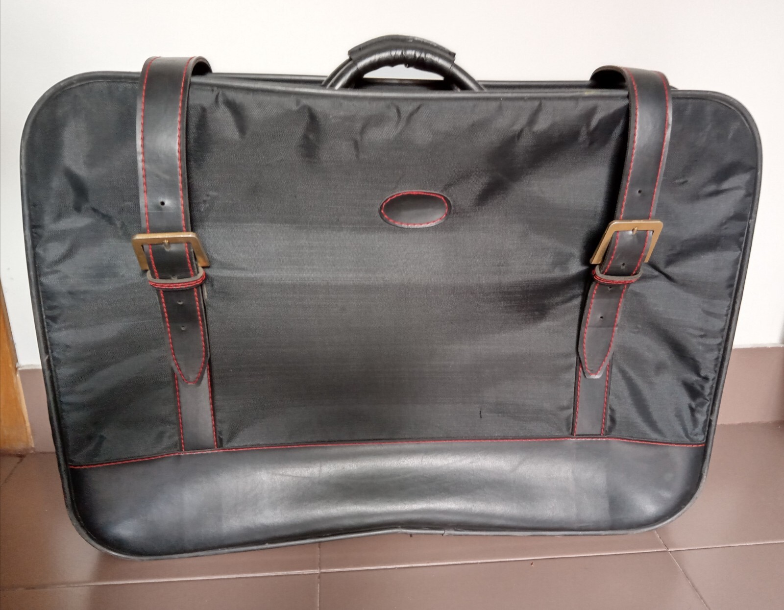 Maleta Mediana, Semirrígida, 41x59x18 cm