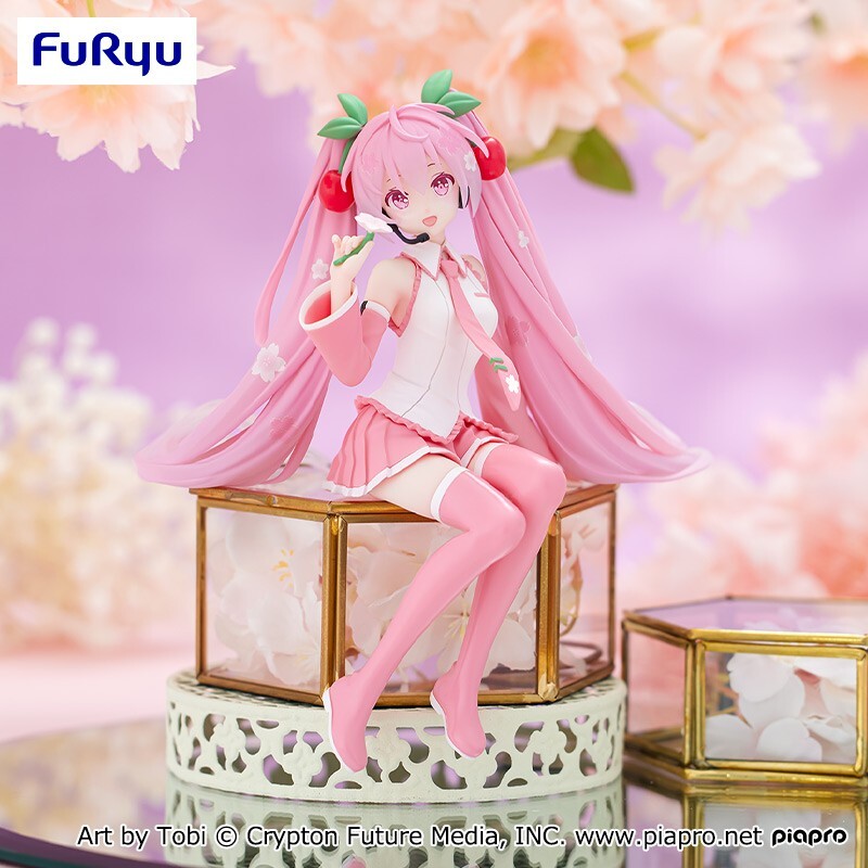 FuRyu Prize Hatsune Miku Noodle Stopper Figure Sakura Miku 2024