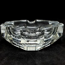 Small Cigar Ashtray 8-Sided 4-Slot Clear Lead Crystal Glass Star & Pinwheel 