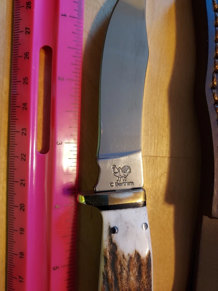 hen and rooster hunting knife.  - Image 2 of 4