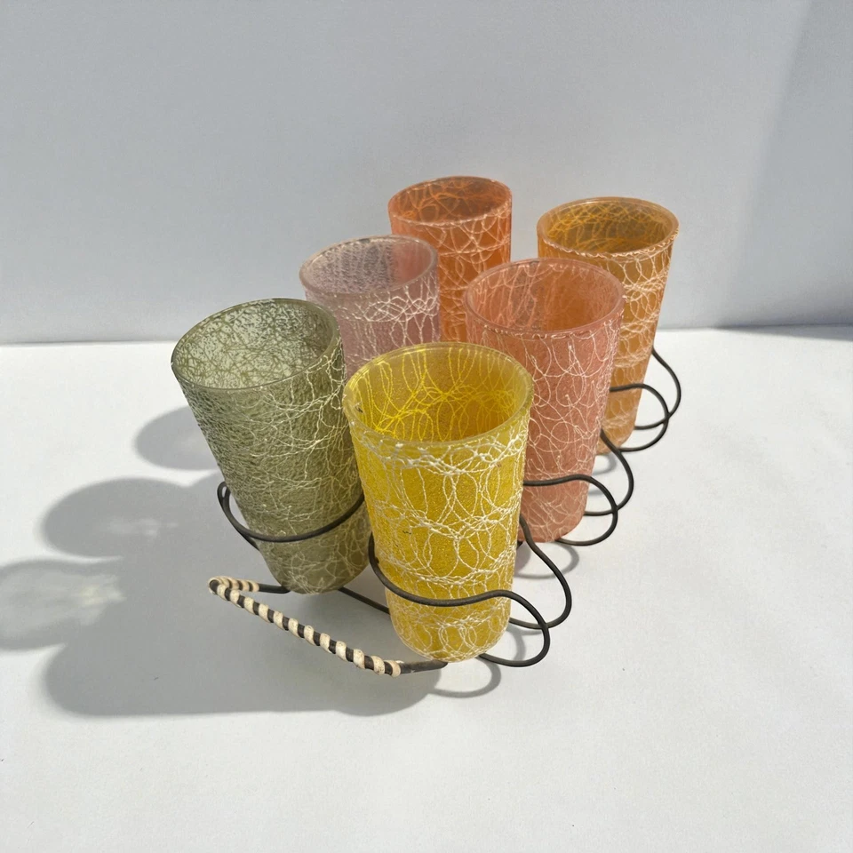 Vintage MCM Spaghetti String Rubber Coated Drink Glasses SET OF 6 with carrier - Image 4 of 4