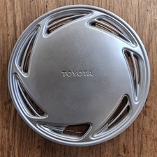 Toyota Corolla Hubcap For 13 Wheel 1991-1992 Pn 42602 02020 61060 Repainted Toyota Corolla Hubcap For 13 Wheel 1991-1992 Pn 42602 02020 61060 Repainted