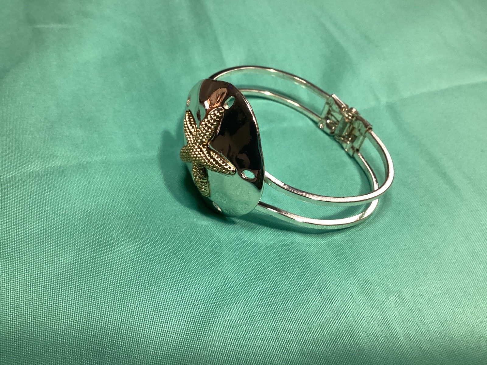 Silvertone sand dollar hinged bangle bracelet - image 4