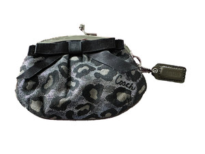 Coach Kiss Lock Coin Purse | eBay