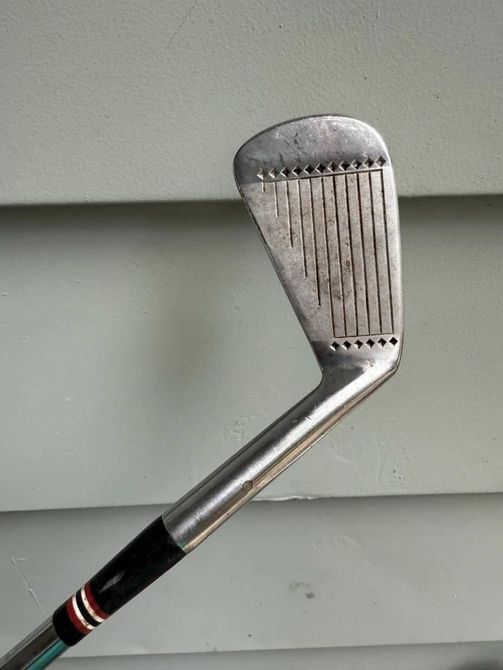 Left handed Macgregor DXLH tourney 2 iron golf club - Image 4 of 4