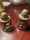 A Group Of 4 Salt And Pepper Shakers — photo 10