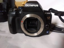 OLYMPUS E-620 Digital SLR and 2 zoom lenses with macro lens