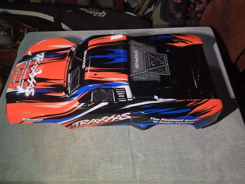 Traxxas Slash Orange/Blue Body with 4WD/ 2WD - Image 3 of 4