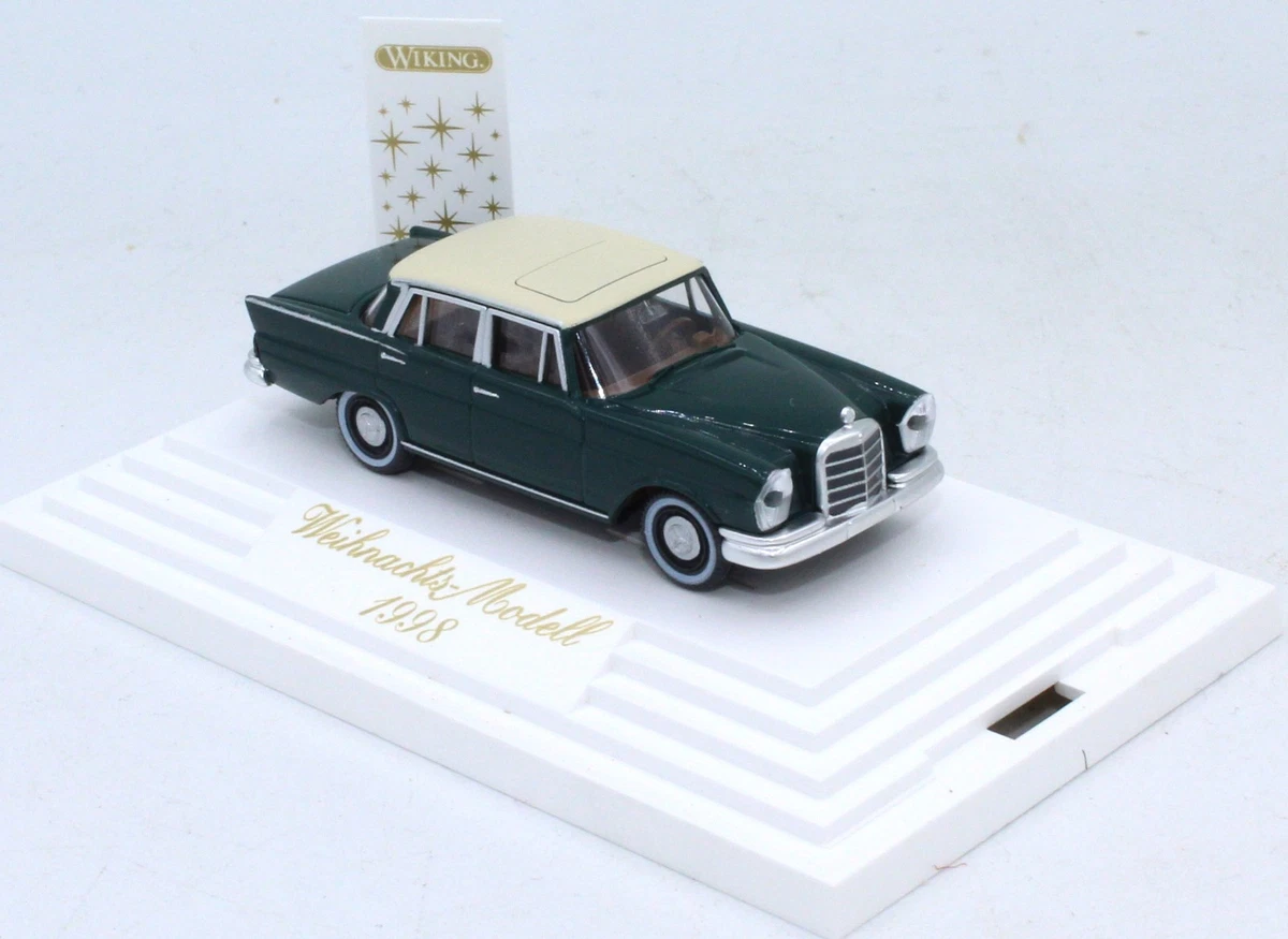 Vintage Wiking Modellauto - Mercedes Benz 1413 ohne Lüfter - Weinrot - 627/2B Vintage Wiking Modellauto - Mercedes Benz 1413 ohne Lüfter - Weinrot - 627/2B