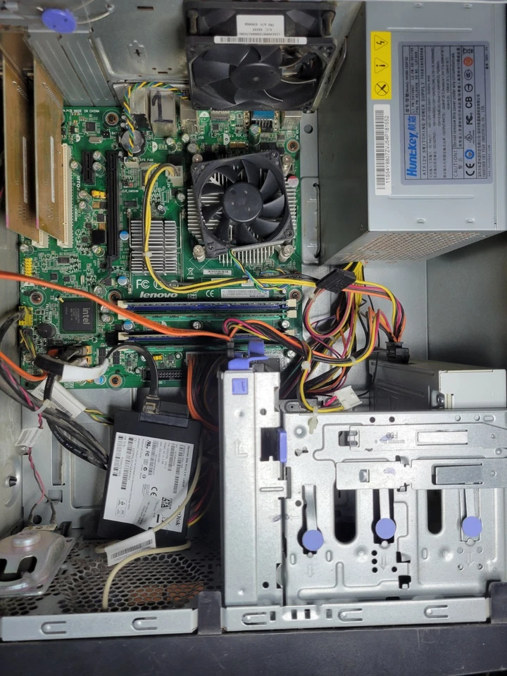 desktop computers - Image 3 of 3