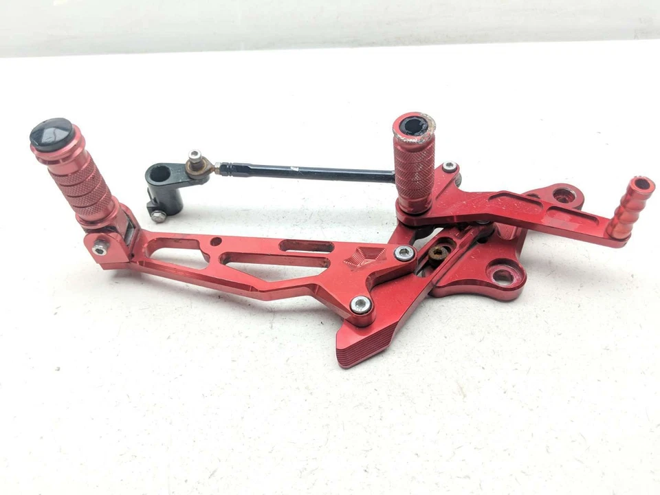 19 неоригинальных задних колышков для Honda Grom 125 с главным переключателем педали тормоза - Изображение 2 из 4