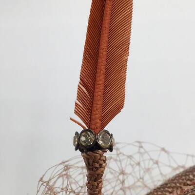 VTG Fascinator Hat Rockabilly Derby Feather Net Wedding  display picture 3