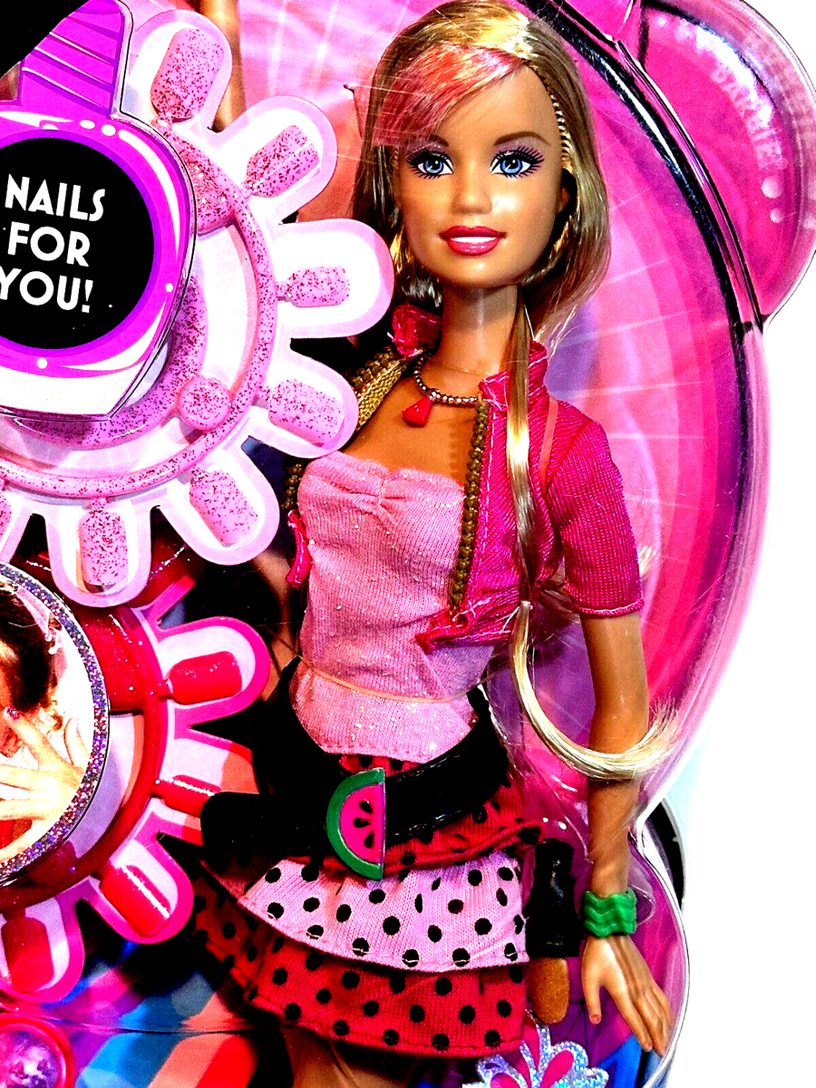 Barbie Totally Nails ~ Color Change Doll's Nails ~ Mattel N4756