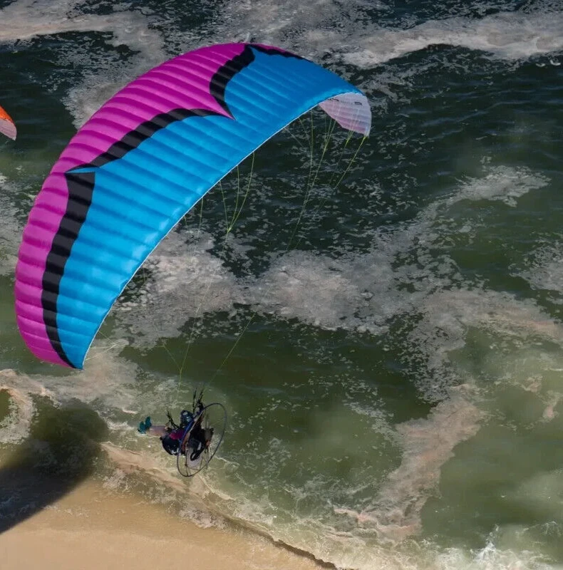 Ozone Mojo Power 2 24 metros Power Glider Paramotoring, PPG, Powered Paraplider - Imagem 4 de 4
