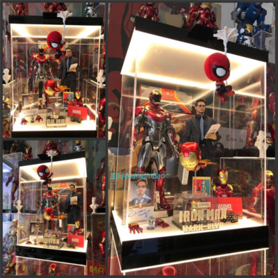 hot toys display