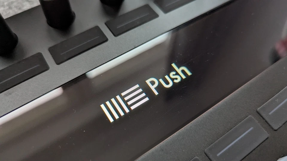 Ableton Push 2 (NEUWERTIG) + Decksaver + OVP - Bild 2 von 4