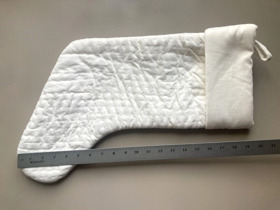 Medias de terciopelo acolchadas Pottery Barn Channel marfil medianas SIN MONO inv3 Foto 4 de 4