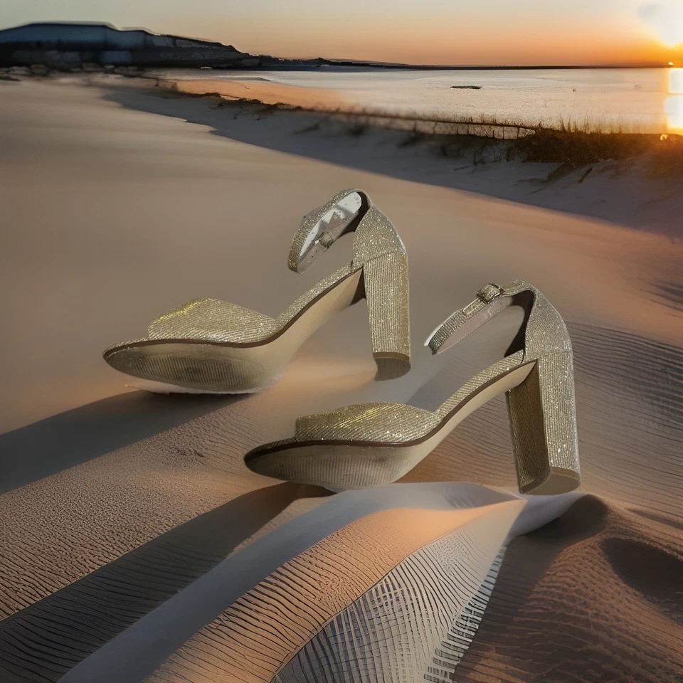 Sandalias discoteca Betsey Johnson 11M doradas glamurosas 4 pulgadas tacón 9UK 43EU tiras punta abierta Foto 3 de 4