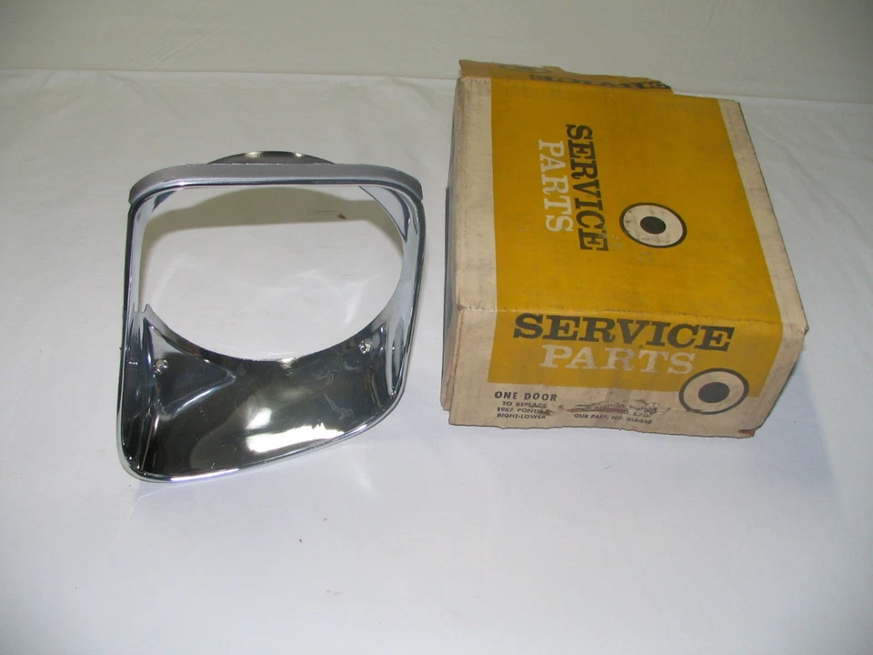 NUEVO Faro inferior derecho puerta bisel cromado 67 Pontiac Catalina Bonneville 1967 Foto 3 de 4