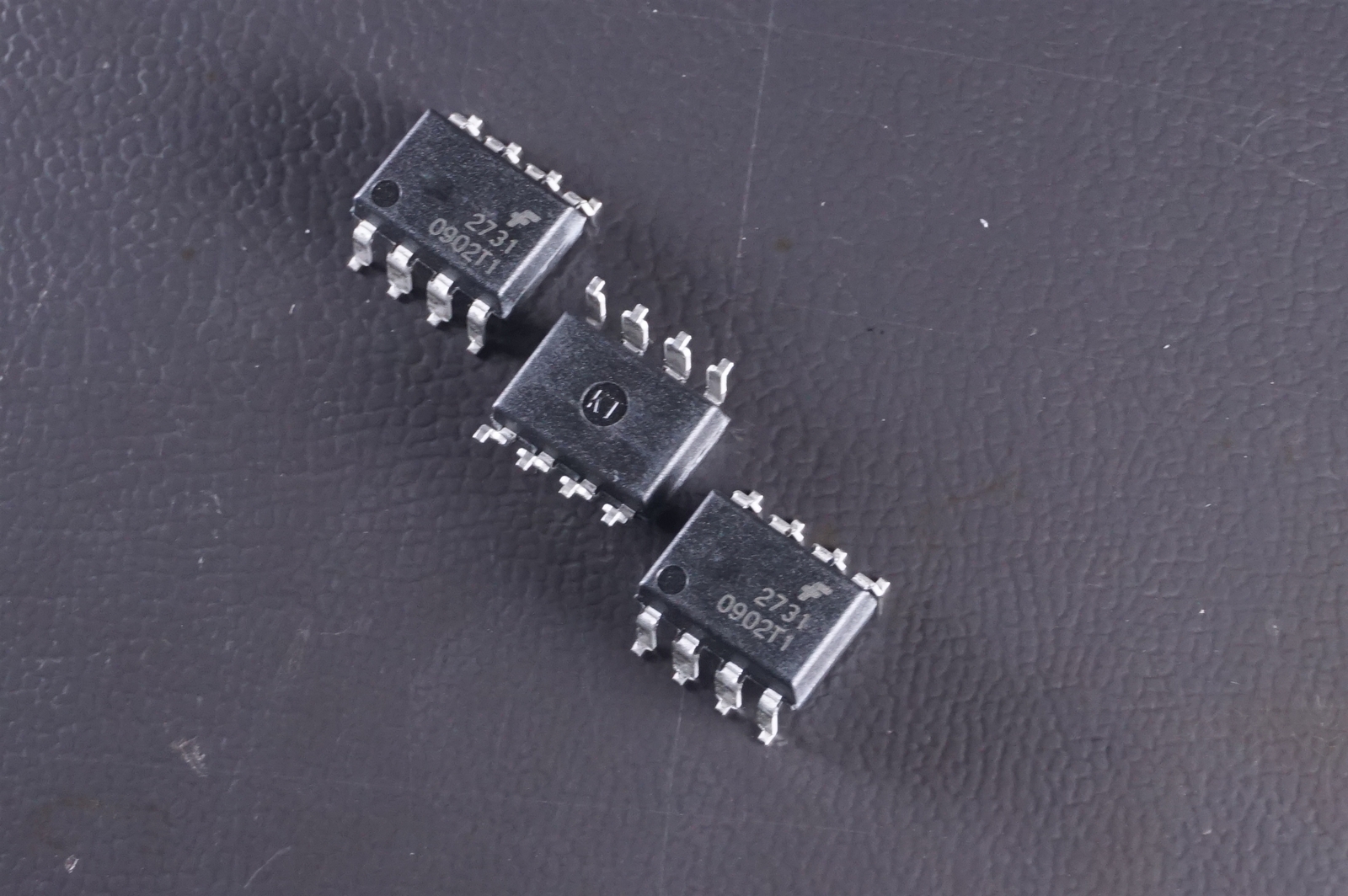 Lot of 3 HCPL2731S Fairchild Optocoupler Darlington Out 60mA 18V 8-SMD Gull NOS