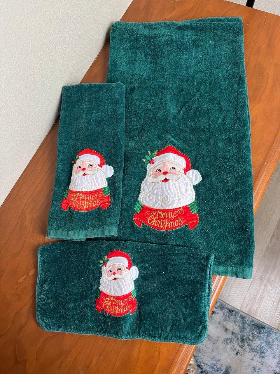 Set Santa Claus Merry Christmas Bath Hand Washcloth Green