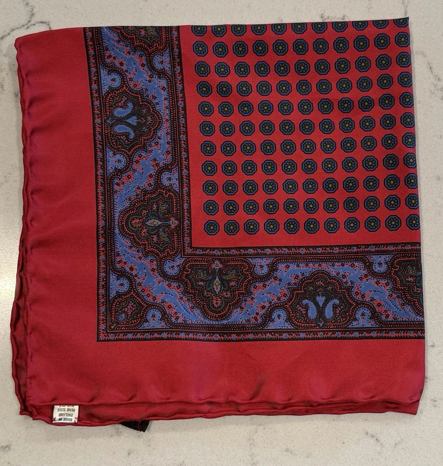 2 Brooks Brothers 100% Silk Handkerchiefs Pattern - Image 4 of 4