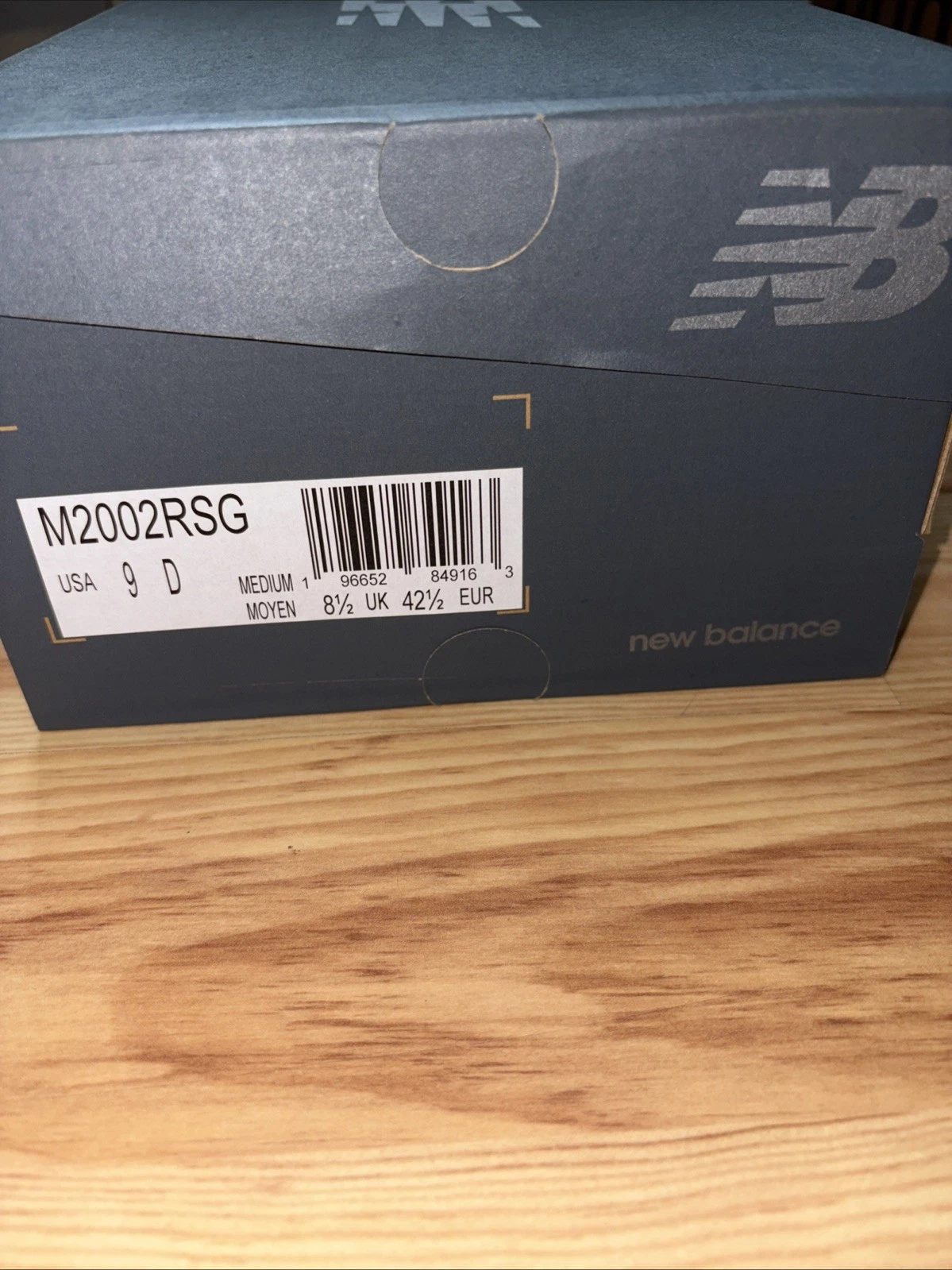 New Balance 2002R Men's Running Shoes Grey, Lace-Up, UK Size 8.5