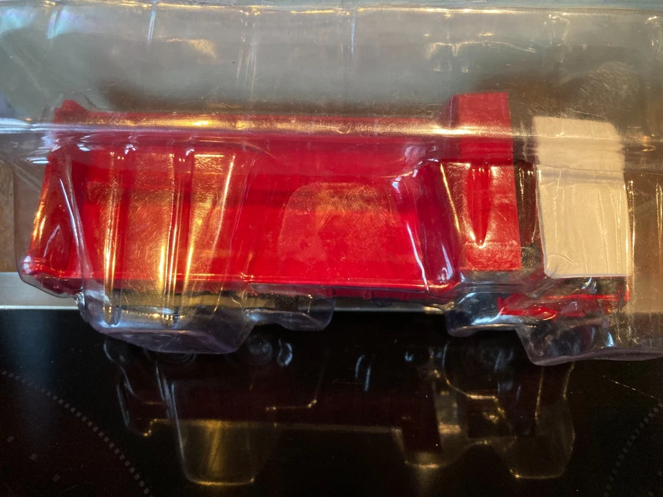 BERLIET GRH 230 6X4 BENNE MARREL ROUGE 1976 1/43 IXO - Photo 2/4