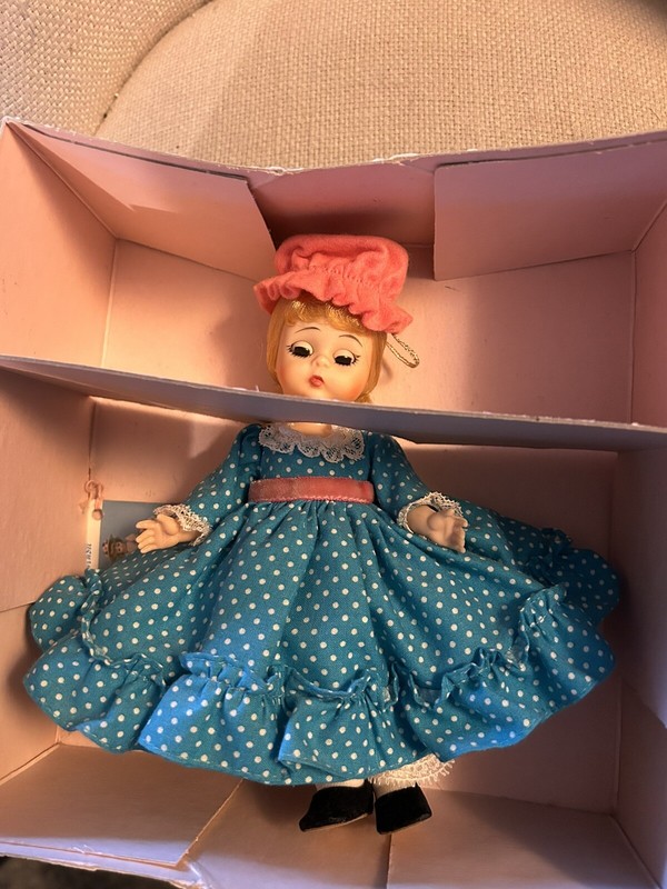 Madame Alexander Little Miss Muffet 8 Inch Doll with Stand and Tags