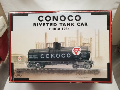 K-Line K-639104 Conoco Oil O Scale Single Dome Tank Car w/Display Track UNDISPLD
